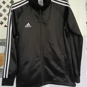 Adidas tsamts, Улаанбаатар — Баянзүрх — 13-р хороолол