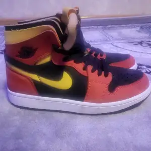 Ориг Nike пүүз, Улаанбаатар — Сонгинохайрхан — 18-р хороо