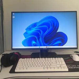 Gateway 14.2, Intel Core i5, 32 GB RAM, 128 GB, Улаанбаатар — Баянгол — 10-р хороолол