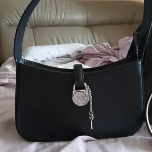 Michael kors brandiin цүнх, Улаанбаатар — Баянгол — 32-р хороо