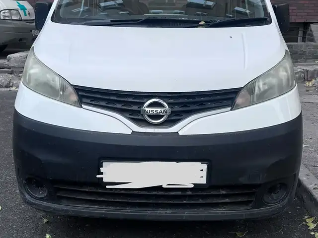 Nissan NV200