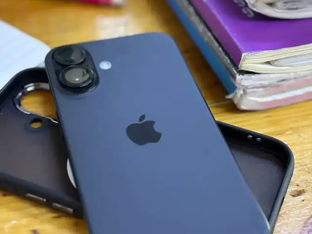 Apple iphone 16, 128 gb, Улаанбаатар — Баянгол — 15-р хороо