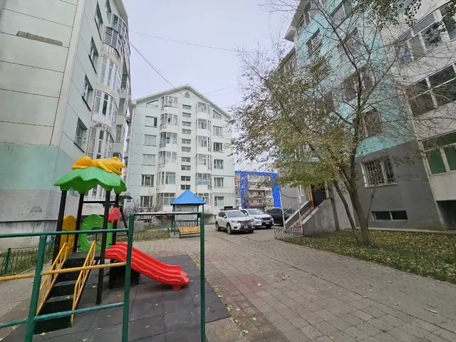 Авто плаза ард 3 сургууль хажууд 3 өрөө 70м2 байр, Улаанбаатар — Сүхбаатар — Дөлгөөн нуур