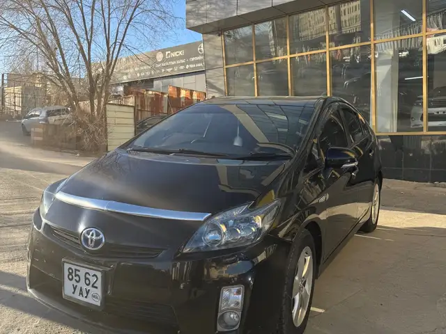 Toyota Prius 30