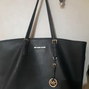 Orginal micheal kors цүнх, Улаанбаатар — Хан-Уул — 19-р хороо