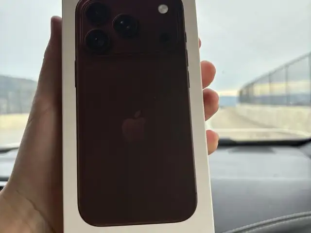 Apple iPhone 18 Pro, 256 gb, Улаанбаатар — Баянгол — 17-р хороо