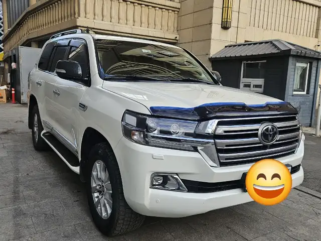 Toyota Land Cruiser 200