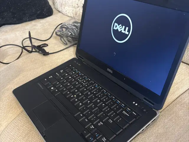 Dell 14'', Intel Core i5, 8 GB RAM, 256 GB, Улаанбаатар — Хан-Уул — Зайсан