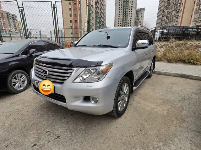 Lexus LX 570