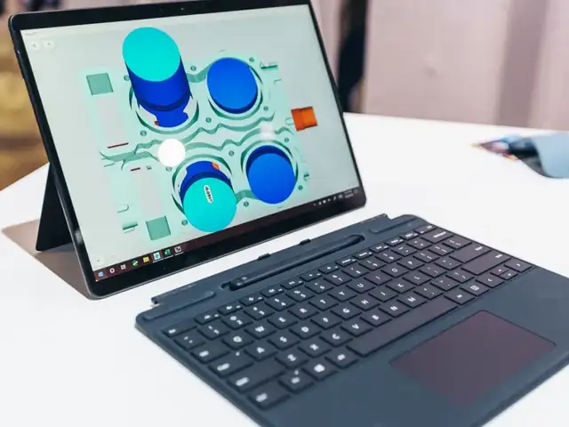 Microsoft Surface 13", Snapdragon X Plus, 8 GB RAM, 128 GB, Улаанбаатар — Хан-Уул — River Garden