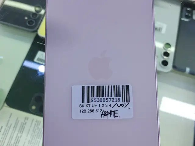 Apple iPhone 17, 256 gb, Улаанбаатар — Сүхбаатар — Сүхбаатарын талбай