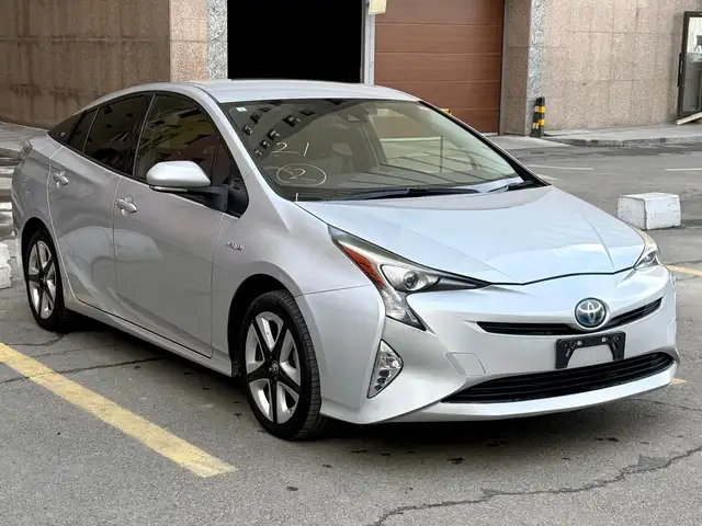 Toyota Prius 50