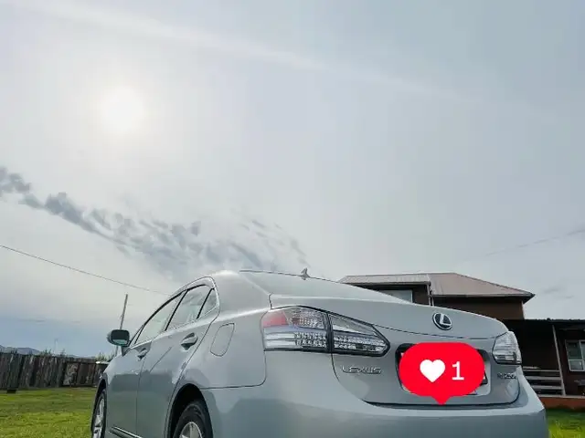 Lexus HS