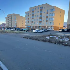 Төв аймгийн зуунмод сумын 1-р сургуулийн баруун урд 47мкв 2 өрөө, Төв
