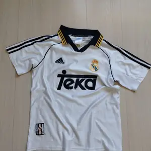 Retro jersey, Улаанбаатар — Чингэлтэй — 2-р хороо