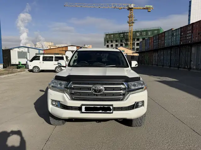 Toyota Land Cruiser 200