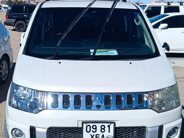 Mitsubishi Delica