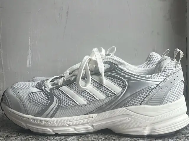 Adidas sneaker пүүз, Улаанбаатар — Сүхбаатар — 5-р хороолол