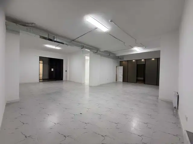 King tower үйлчилгээний талбай 114,5м2, Улаанбаатар — Хан-Уул — King Tower