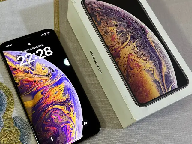 Apple iPhone Xs Max, 64 gb, Gold, Улаанбаатар — Чингэлтэй — 40 мянгат