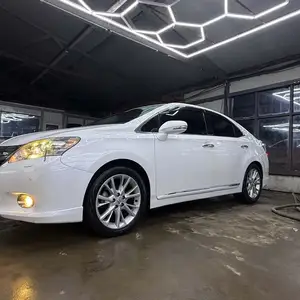 Lexus HS