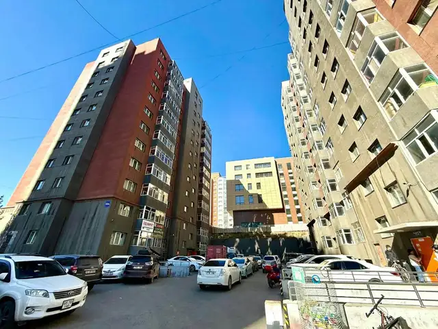 10р хороолол 2 өрөө 53m2, Улаанбаатар — Баянгол — 10-р хороолол