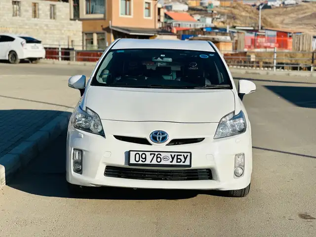 Toyota Prius 30