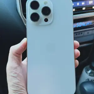 Apple iPhone 15 Pro Max, 256 gb, White Titanium, Улаанбаатар — Баянгол — 12-р хороо