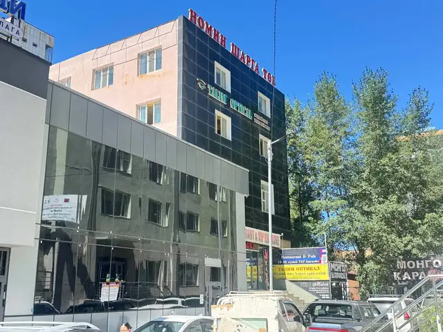 Чд, 8-н шарга төвийн баруун талд, номин шарга төвд 61.03мкв оффис, Улаанбаатар — Чингэлтэй — 2-р хороо