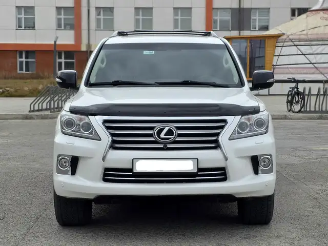 Lexus LX 570