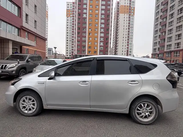 Toyota Prius 40