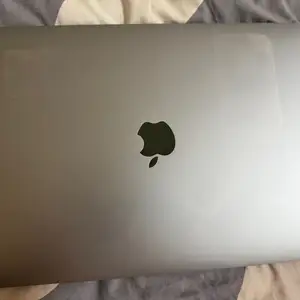 Apple 13.3, Intel Core i5, 8 GB RAM, 128 GB, Улаанбаатар — Баянзүрх — Баянзүрх дүүрэг