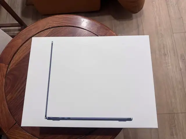 Apple 13", Apple M5, 16 GB RAM, 512 GB, Улаанбаатар — Баянзүрх — 26-р хороо