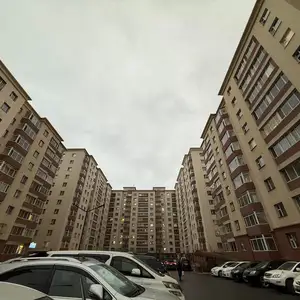 Яармаг ханбогд 1 давхрын 60м2 3 өрөө гадагшаа хаалга гаргасан орон сууц, Улаанбаатар — Хан-Уул — Яармаг