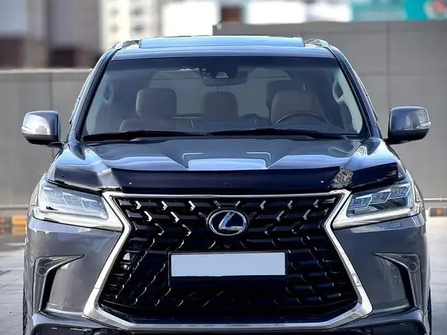 Lexus LX 570