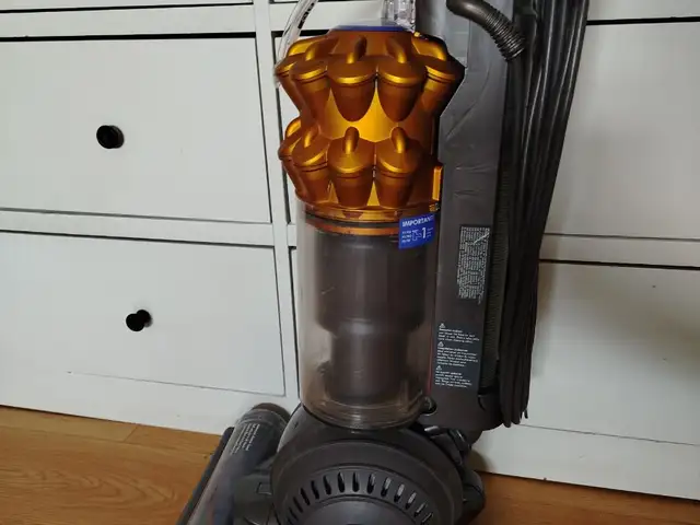 Dyson брендийн тоос сорогч, Улаанбаатар — Чингэлтэй — Чингэлтэй