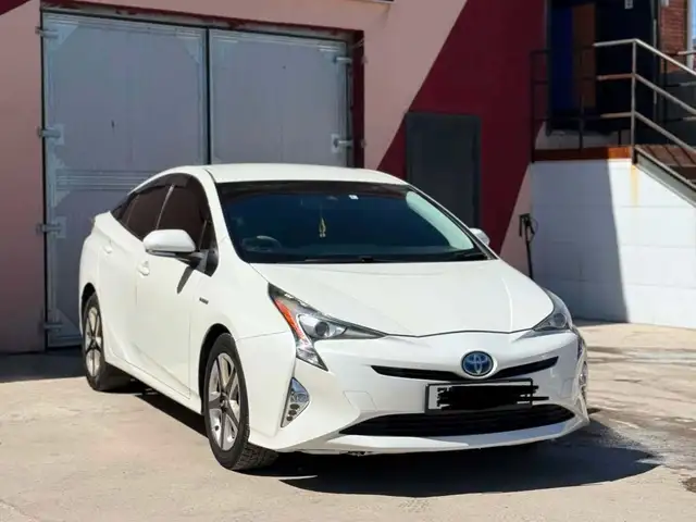 Toyota Prius 50