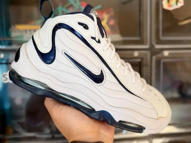 Nike air total max midnight navy, Улаанбаатар — Сүхбаатар — Дөлгөөн нуур