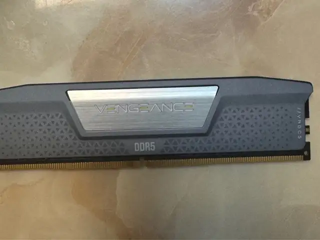 Ddr5 16gb 6000hz cl36, Улаанбаатар — Баянзүрх — Их Засаг Их сургууль