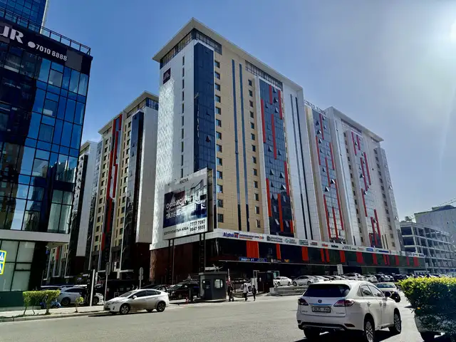 Хобби сургуулийн баруун талд токио таун 4 өрөө байр 122мкв, Улаанбаатар — Хан-Уул — 18-р хороо