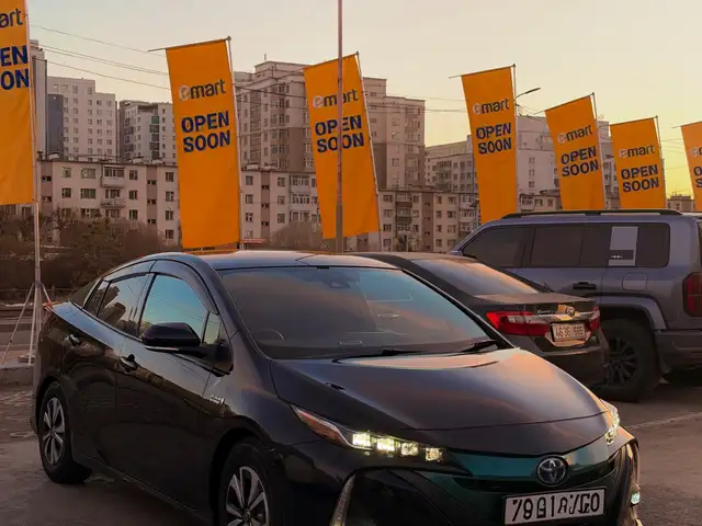 Toyota Prius PRIME 52