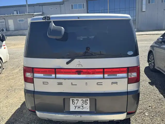 Mitsubishi Delica