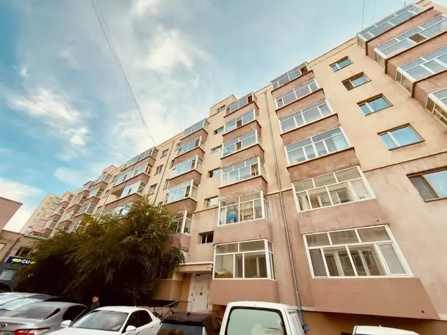 Бгд, 24-р хороо, алтай хотхонд 38м 1 өрөө байр, Улаанбаатар — Баянгол — Алтай хотхон