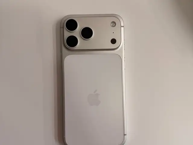 Apple iPhone 17 Pro Max, 256 gb, Улаанбаатар — Баянзүрх — Үндэсний цэцэрлэгт хүрээлэн