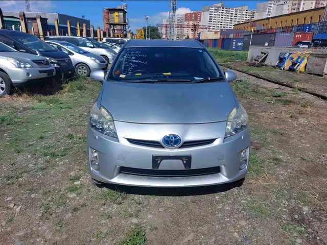 Toyota Prius 30