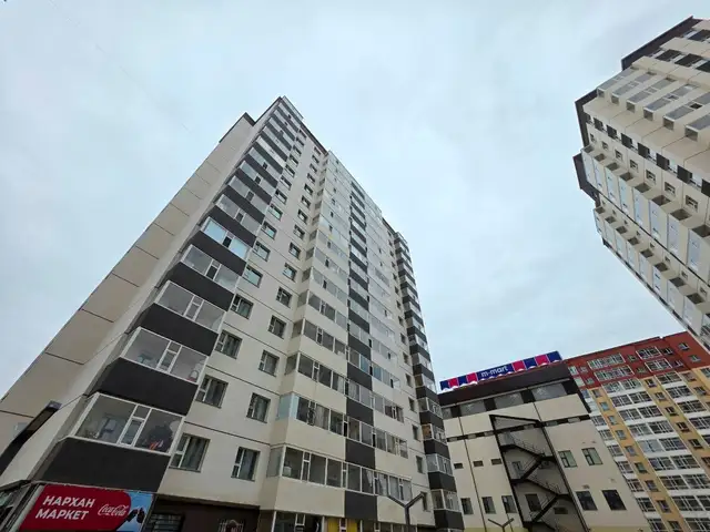 Бзд, цагаан хуаран хотхонд шинэ 3 өрөө 53мкв, Улаанбаатар — Баянзүрх — 14-р хороо