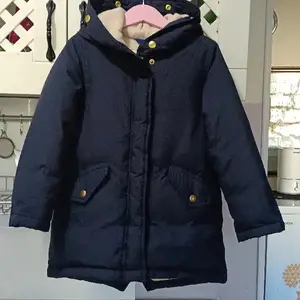 Crewcuts, Улаанбаатар — Баянзүрх — 13-р хороолол
