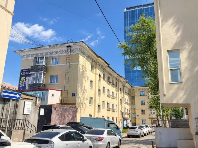 Хотын төвд гал тогоо тусдаа 1 өрөө 36м2 байр, Улаанбаатар — Чингэлтэй — 3-р хороо