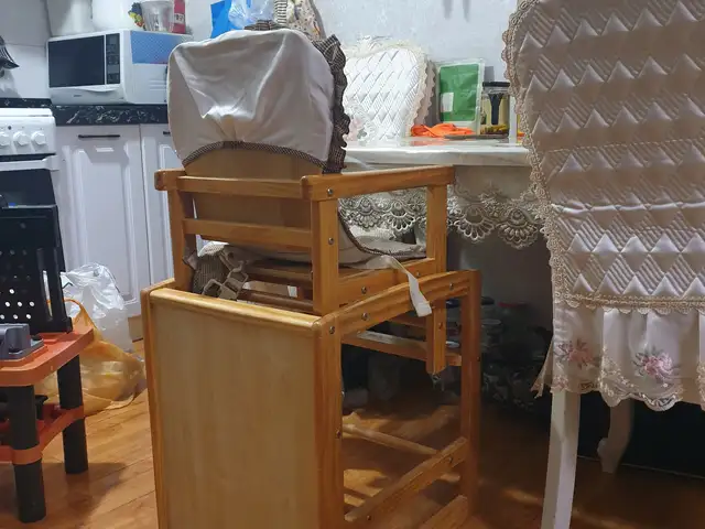 Хүүхдийн ширээ сандал, Улаанбаатар — Баянзүрх — 8-р хороо