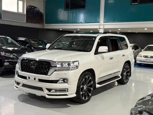 Toyota Land Cruiser 200